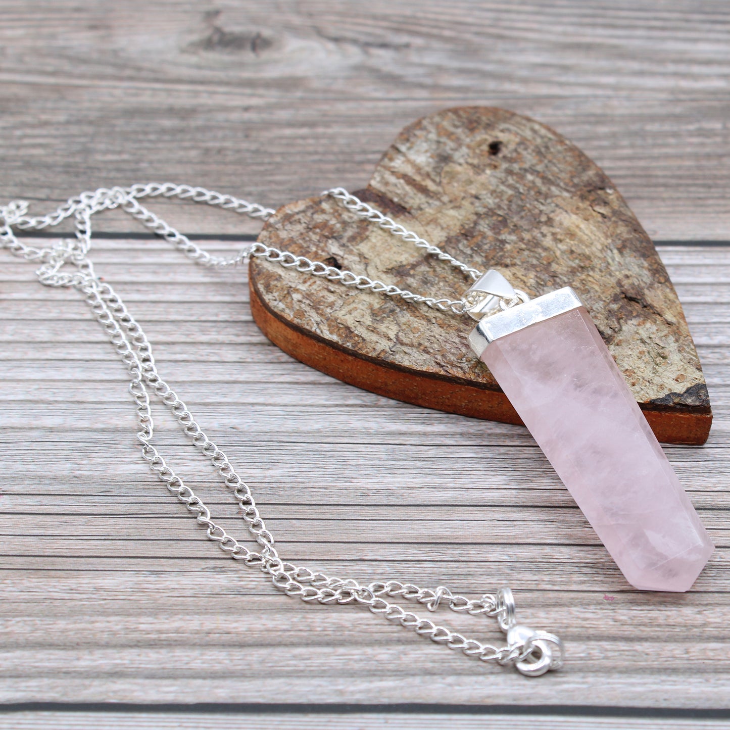 Crystal pendant - pink quartz
